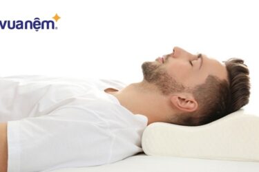 Bí quyết chọn gối cho người nằm ngửa