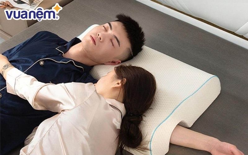 Gối đôi được thiết kế dáng đặc biệt
