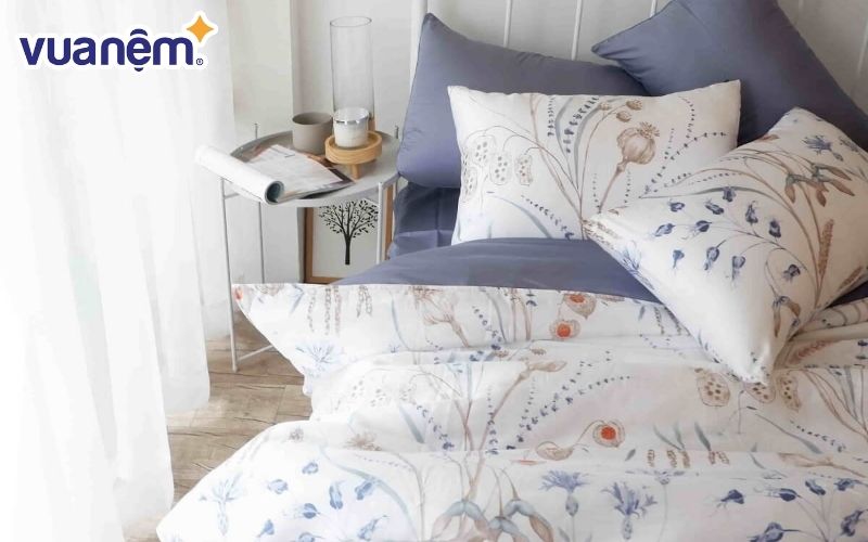 Những sản phẩm chăn mền chất liệu Tencel có khả năng hấp thụ độ ẩm tốt nên luôn mang lại cảm giác mềm mại