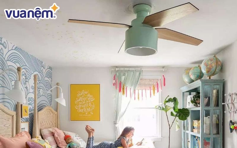 Nằm ngủ với quạt là khả năng làm mát không khí hiệu quả