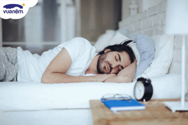kê giường khiến bạn không ngủ ngon