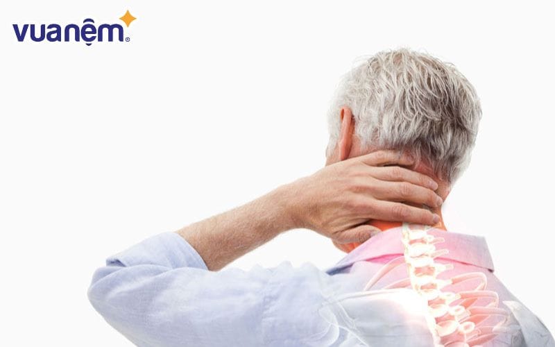 Nên hạn chế tư thế ngủ nằm sấp để phòng tránh đau cổ, vai gáy