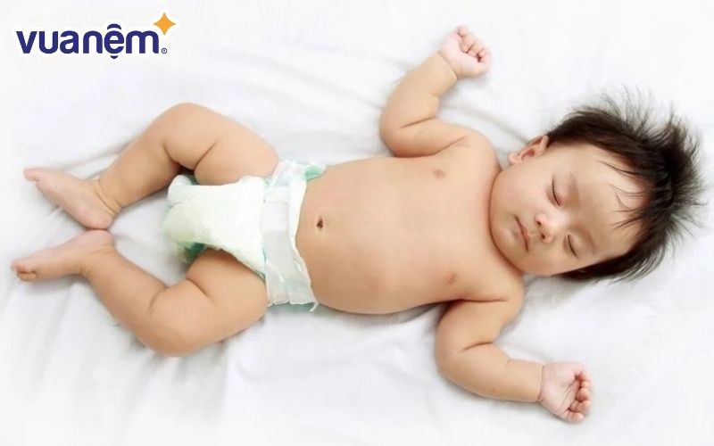Nằm ngửa là một trong những tư thế ngủ tốt nhất cho trẻ em