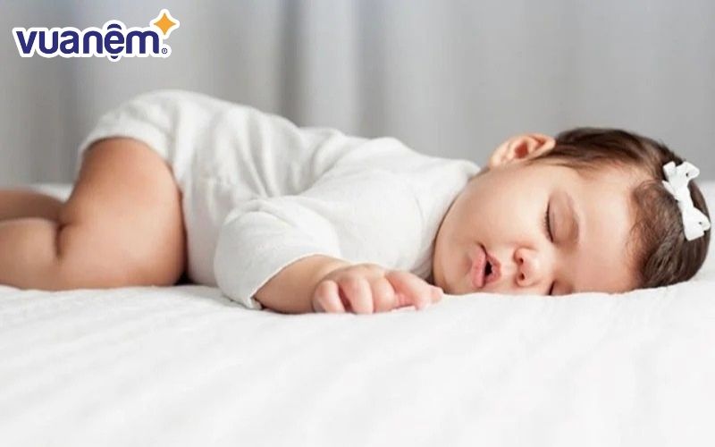 Chọn nệm phù hợp cho bé để hỗ trợ tư thế ngủ chuẩn