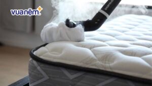 6+ cách vệ sinh nệm cao su tại nhà không cần hóa chất