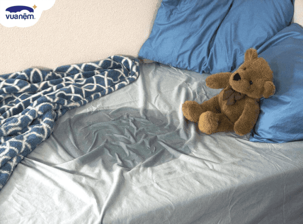 10 cách xử lý nệm bị dính nước tiểu hiệu quả ngay tại nhà