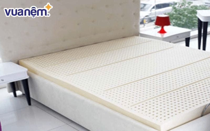 Không nên dùng phương pháp giặt bằng nước để vệ sinh nệm Liên Á