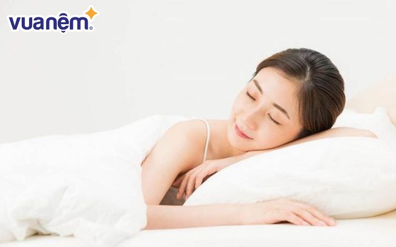 Xây dựng lịch trình ngủ đều đặn khoa học để trả nợ ngủ 
