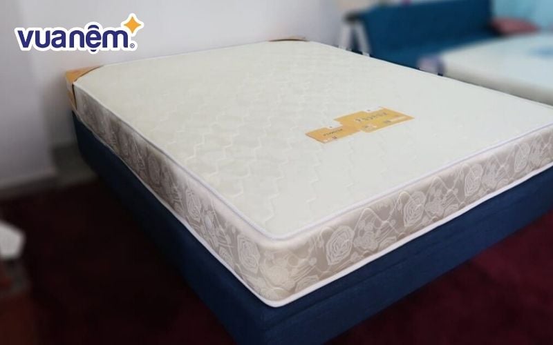 Nệm lò xo Vạn Thành Phoenix có giá thành rẻ nhưng cực kỳ chất lượng