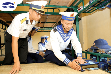 cách gấp chăn quân đội