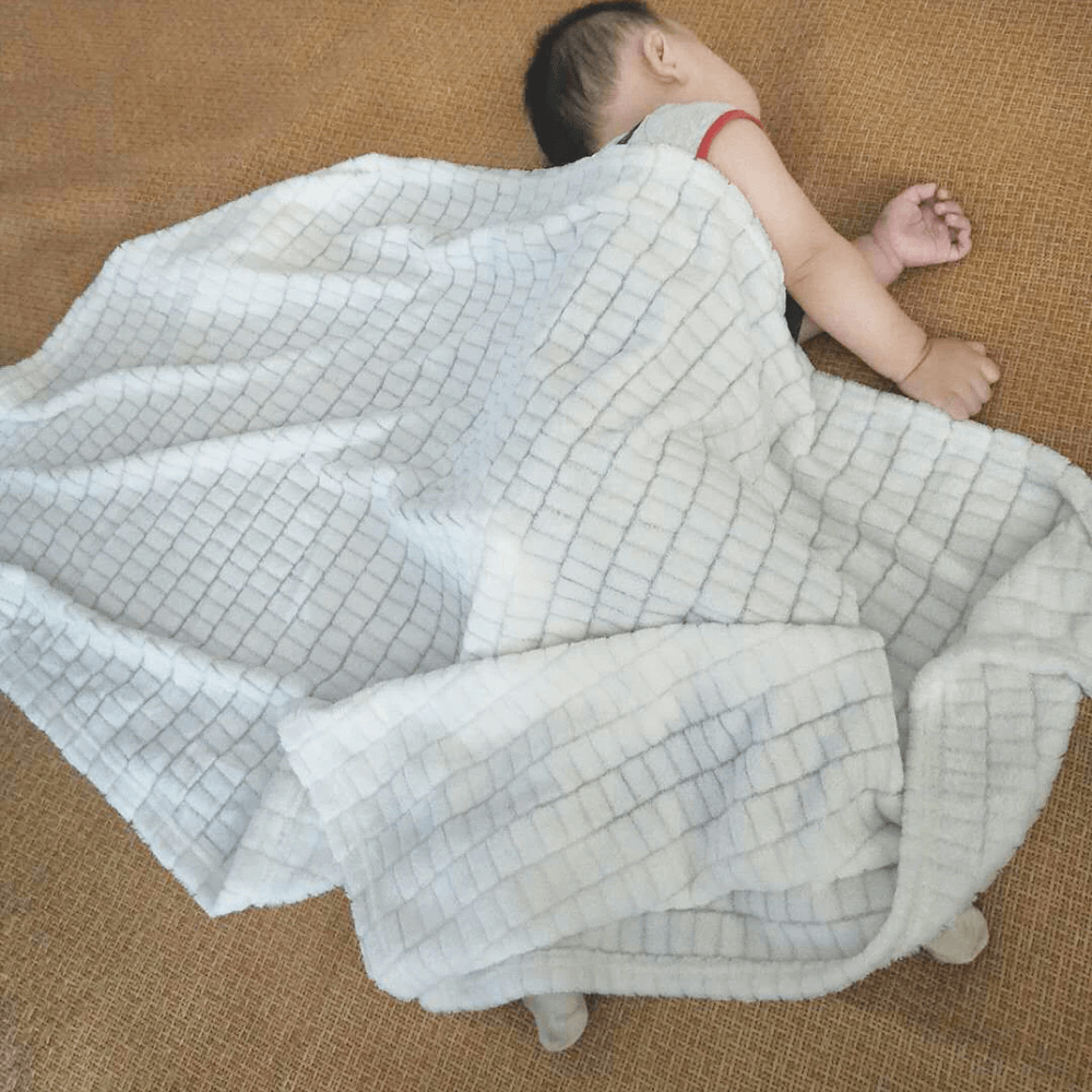 đặc điểm của chăn mền lông cừu mỏng