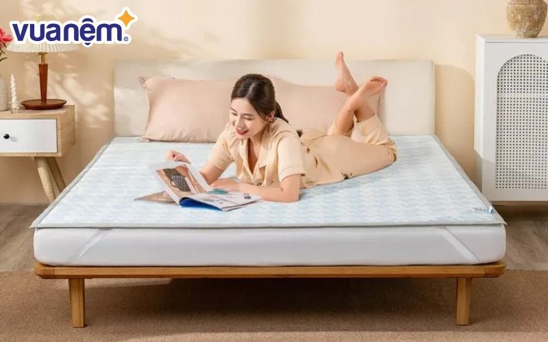Chiếu điều hòa nên được vệ sinh thường xuyên để loại bỏ bụi bẩn