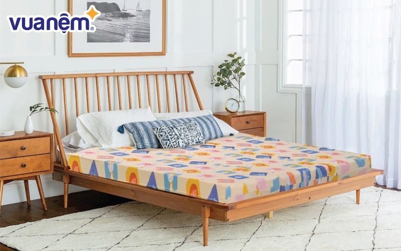 Nệm bông ép Forever có thiết kế gấp 3 tiện lợi