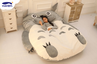 giường ngủ totoro