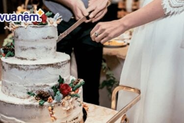 Ý nghĩa cắt bánh cưới và rót Sampanh trong ngày lễ vu quy