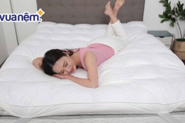 nệm topper có nóng không