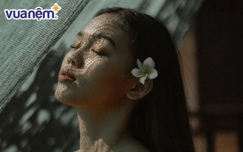 Thường những người tên Uyên thường có tính cách khá nhu mì, dịu dàng