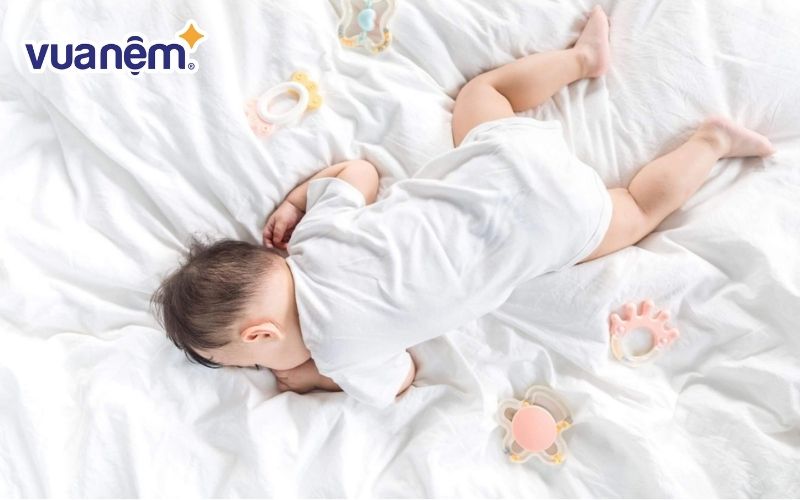 Đầu tư nệm chất lượng để nâng niu giấc ngủ của bé mỗi đêm
