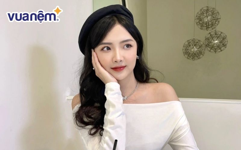 Kim Oanh biểu trưng cho sự xinh đẹp và danh giá