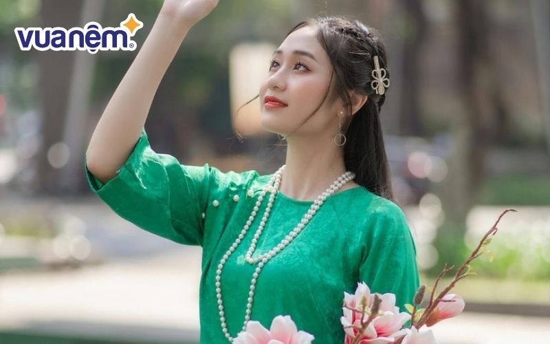 Tổng quan về tính cách, sự nghiệp và tình duyên của người tên Kim Oanh
