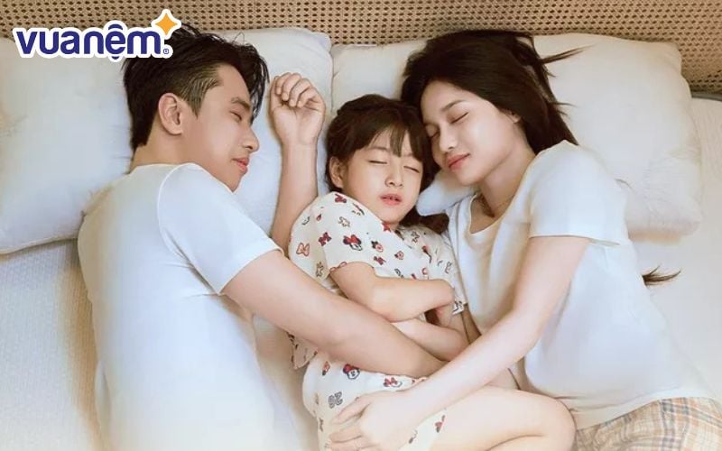 Chăm sóc giấc ngủ cho con cũng quan trọng như việc chọn tên