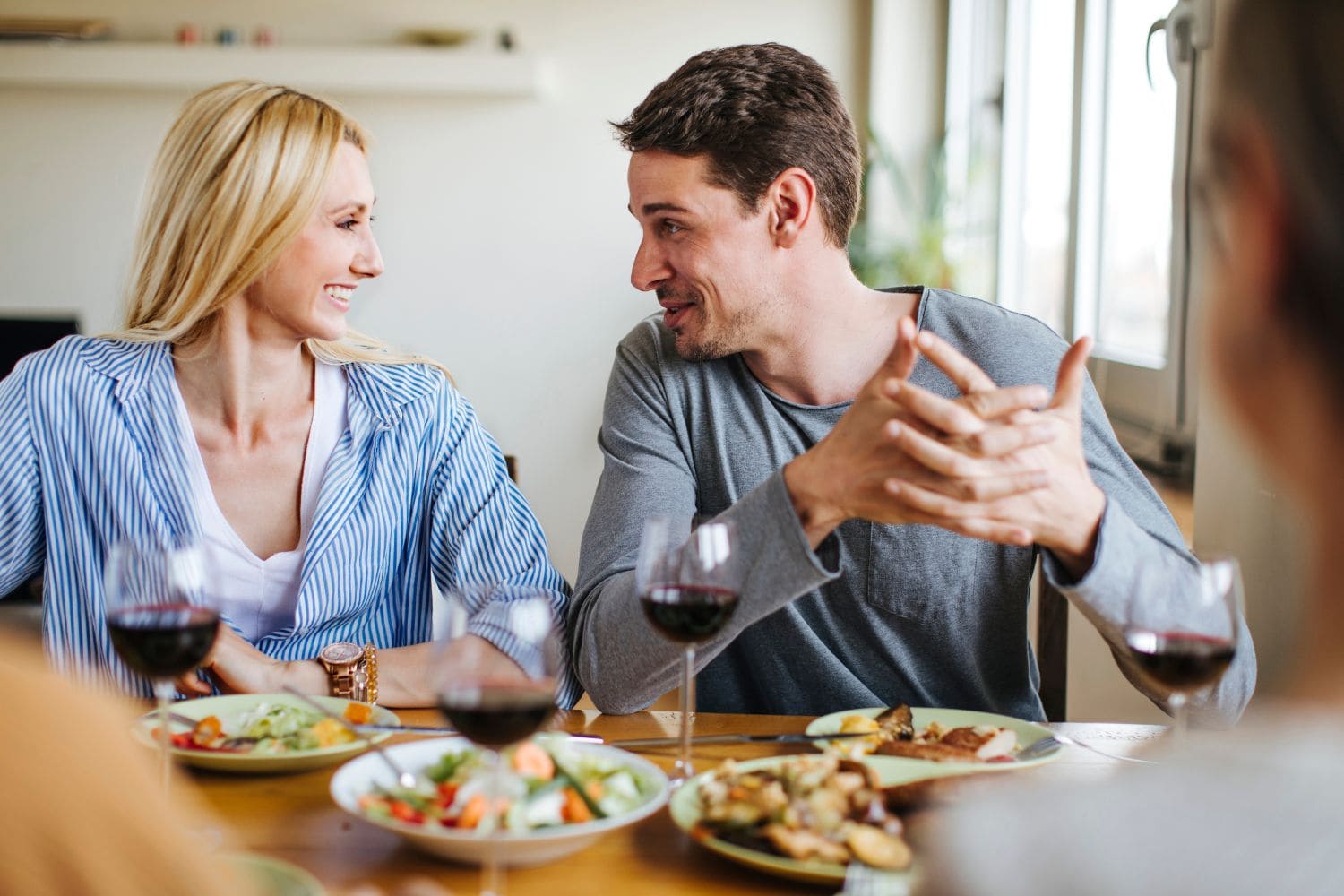 cách nói chuyện với người yêu it nói