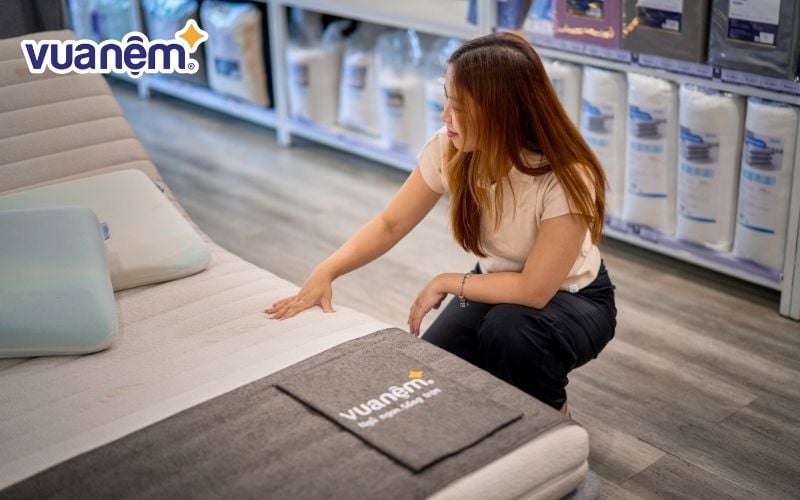 Ghé Vua Nệm để chọn nệm ngủ phù hợp với bản thân