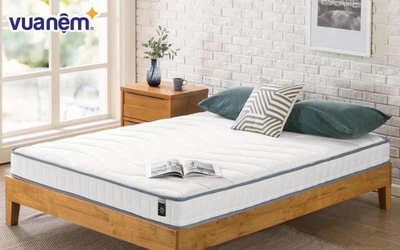 Zinus là thương hiệu đến từ Hàn Quốc chuyên sản xuất và phân phối nệm, giường ngủ