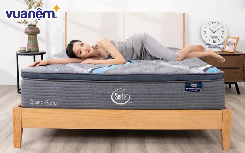 Sử dụng tấm bảo vệ để bảo quản nệm Serta hiệu quả
