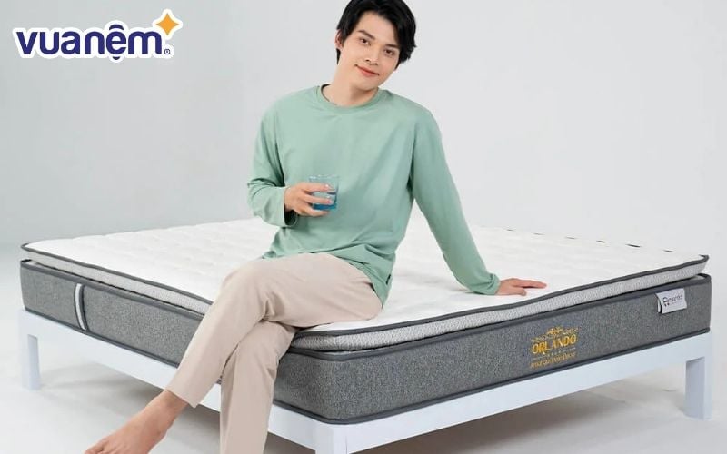 Nệm lò xo Amando được thiết kế theo phong cách Italia độc đáo ấn tượng