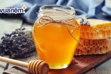 Cách trị ngủ ngáy bằng mật ong