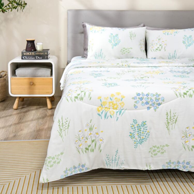 Bộ ga chun tencel Amando Celia 4 chi tiết màu trắng