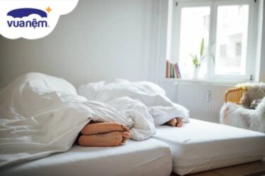 Tại sao vợ chồng thích đắp chăn riêng khi ngủ
