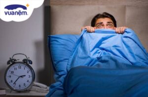 Hội chứng giấc ngủ kinh hoàng là gì? Nguyên nhân và cách xử lý?