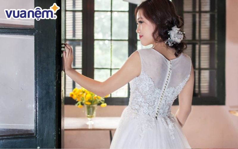 Các mẫu váy cưới của Chi Bridal được các nhà thiết kế trẻ, tài năng