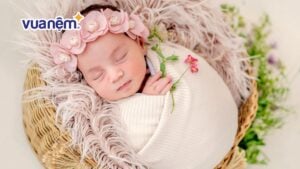 Tên Nhi đệm gì hay? Gợi ý 101+ tên đệm cho bé gái tên Nhi