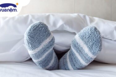 người nhật đi tất khi ngủ kể cả mùa hè