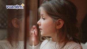 Cách đặt tên đệm hay cho bé gái mang lại nhiều may mắn