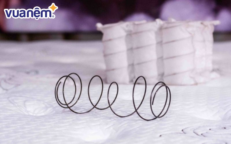 Sau một thời gian sử dụng, nệm sẽ dễ dàng xuống cấp vì bất cứ lý do gì