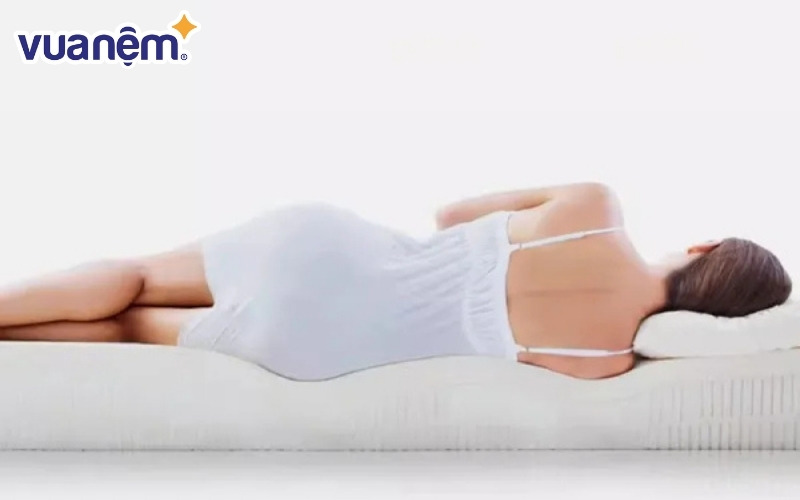 Nệm cao su nâng đỡ cơ thể rất tốt