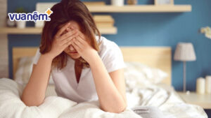 Khó ngủ nên làm gì? 15 cách giúp bạn ngủ nhanh hơn