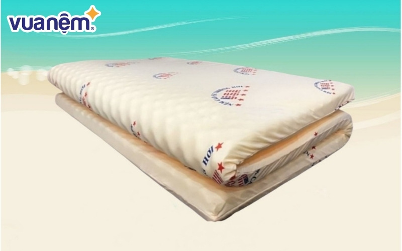 Nệm cao su non massage America có trọng lượng rất nhẹ