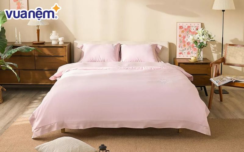 Bạn không nên đặt giường sát nhà vệ sinh hoặc phòng bếp