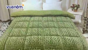 Top 10 mẫu chăn chữ vạn đẹp và chất lượng nên chọn