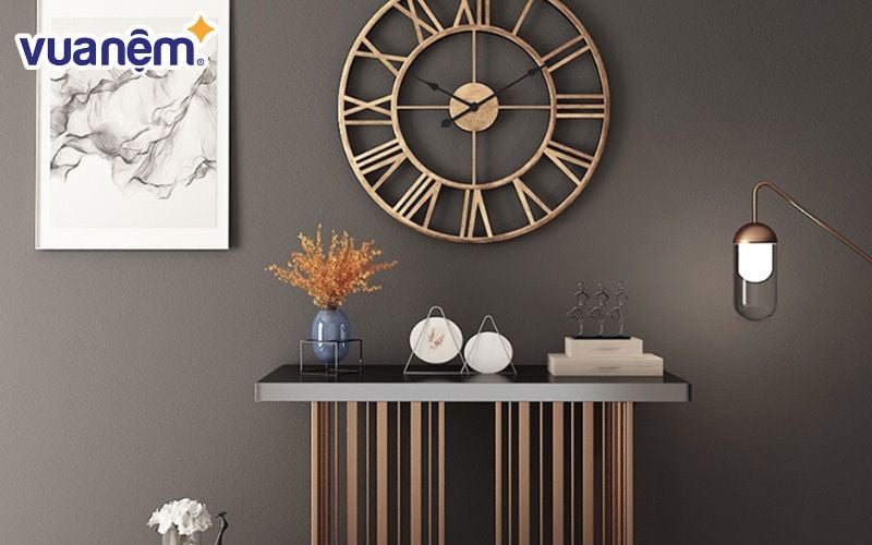 Đồng hồ treo tường là món decor độc đáo