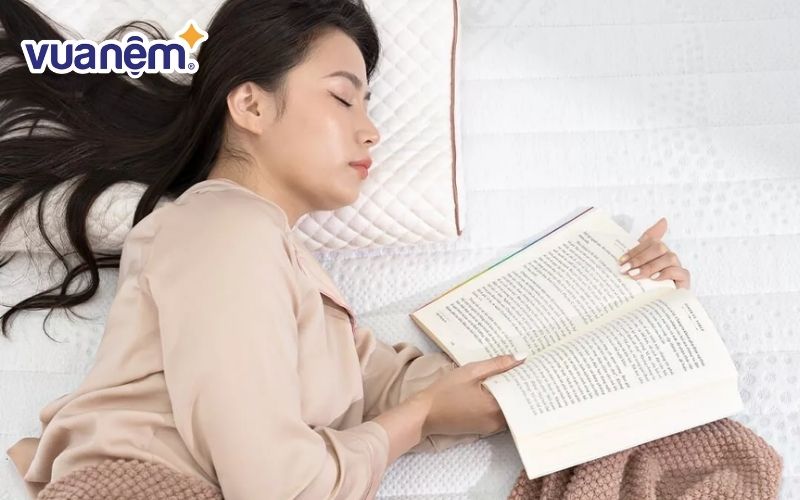 Nệm cao su thiên nhiên nâng đỡ tốt phù hợp với nhiều đối tượng