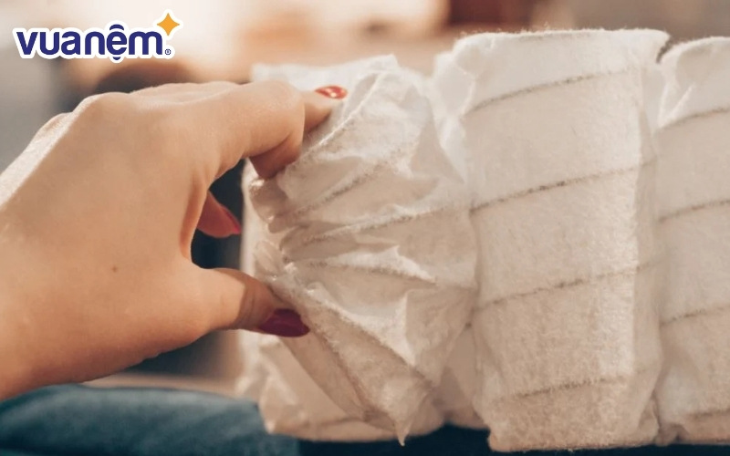 Kiểm tra độ đàn hồi của nệm lò xo