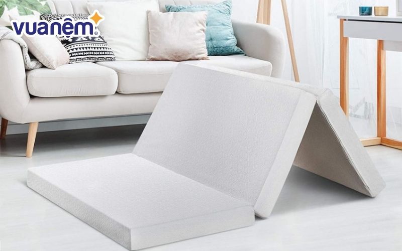 Nệm gấp cao su có thành phần từ cao su thiên nhiên