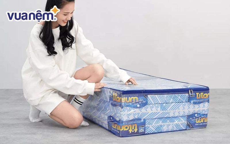 Nệm gấp cao su Kim Cương Titanium thiết kế gọn nhẹ linh hoạt