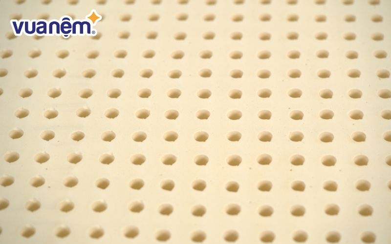 Hệ thống thông khí tối ưu của nệm Gummi mang lại cảm giác dễ chịu
